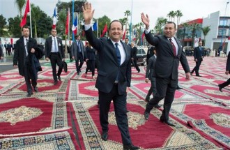 Maroc : Accueil chaleureux pour François Hollande à  Casablanca
